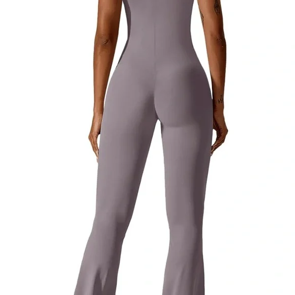 Elegant Mauve Jumpsuit - Picture 4 of 7